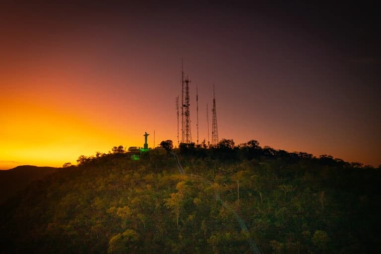Vista panorâmica da cidade de Barra do Garças desde a Serra Azul